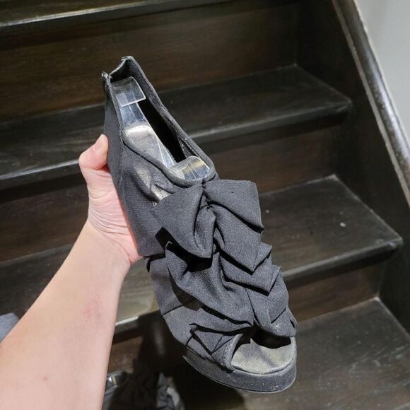 2/$20 Vintage Y2K Nine West Black High Heels Shoes Size: 6M US - Picture 2 of 8